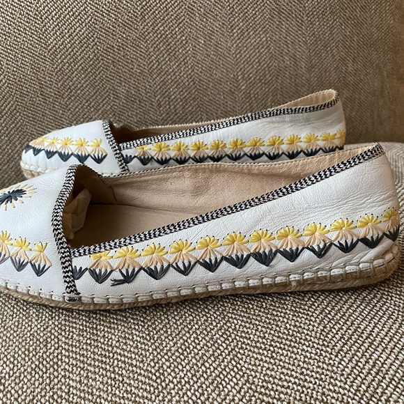 House of Harlow 1960 Kole Espadrilles. Supple Leather w/Embroidered Pattern.38.5 - Picture 5 of 13